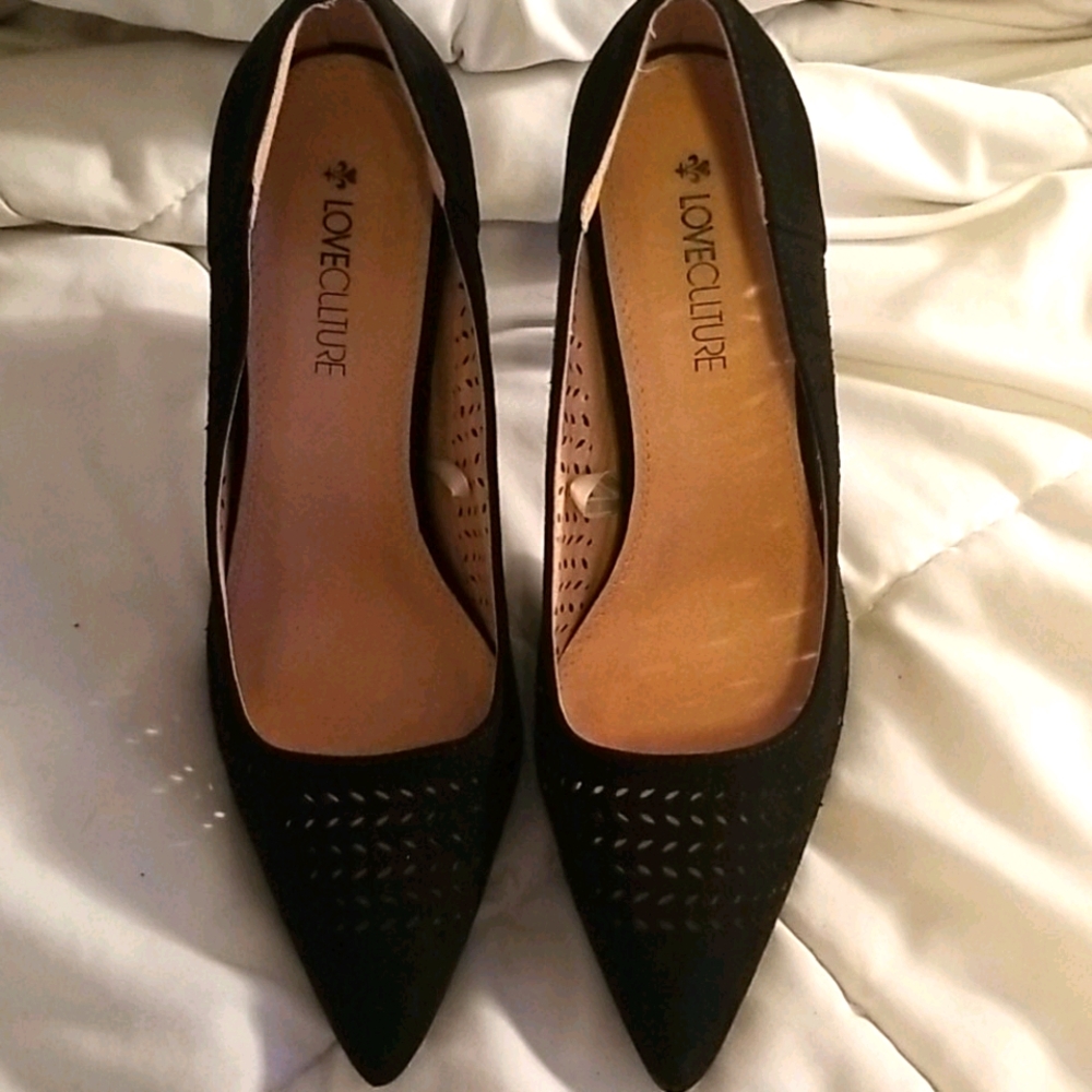 Black suede heels